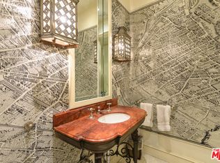 1896 Rising Glen Rd, Los Angeles, CA 90069