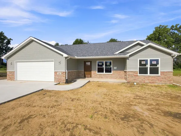406 Kapok St, Demotte, IN 46310