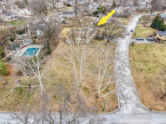 2nd image of 1960 Hillside Dr