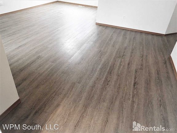 4th image of 5713 S 294th Pl