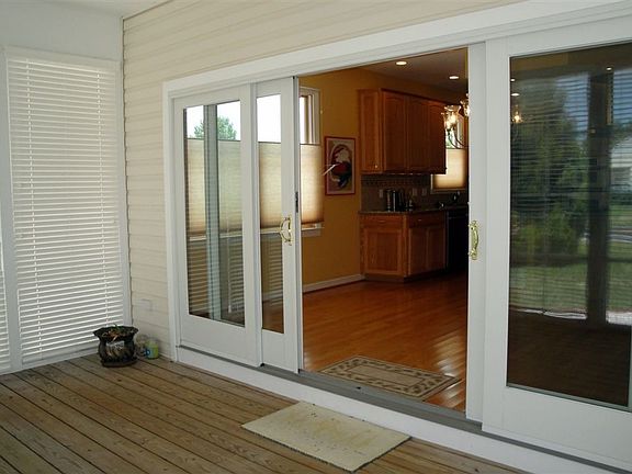 2nd image of 38269 Sunshine Ln