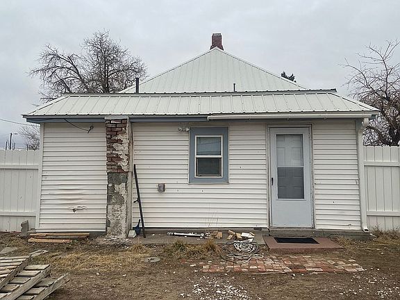 Back exterior of the house.