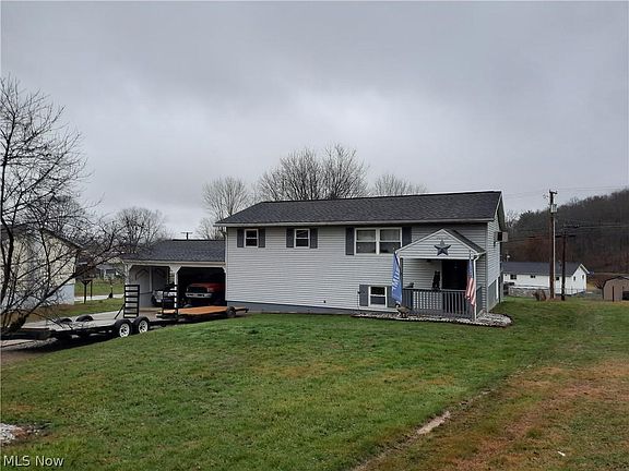 2nd image of 227 Meadowbrook Dr