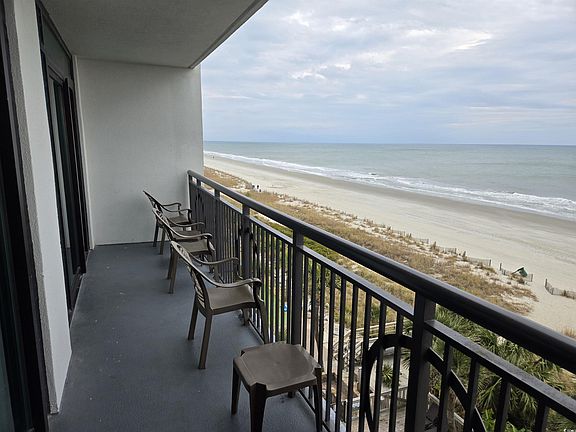 5th image of 3000 Ocean Blvd. N #404