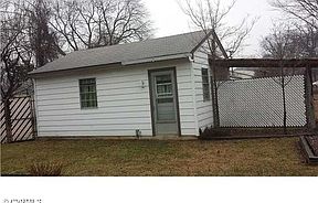 3rd image of 3606 Thompson St