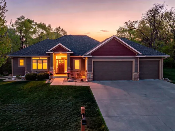13317 Quebec Ave, Savage, MN 55378