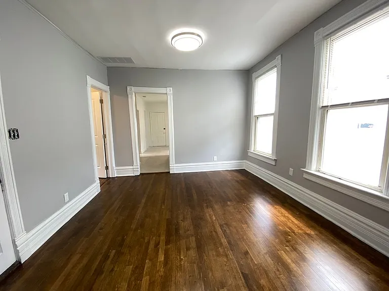 3331 N Whipple St #2 — Photo 5