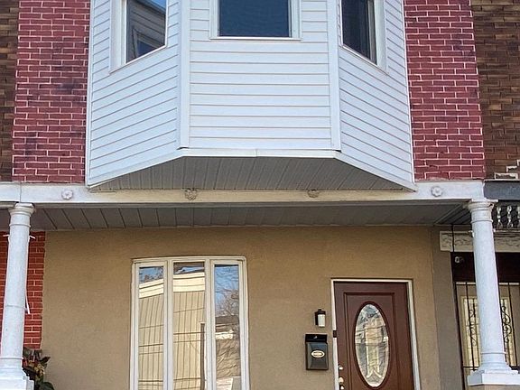 2nd image of 234 N Peach St