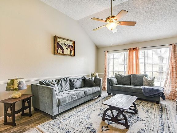 5th image of 3104 Bay Creek Dr