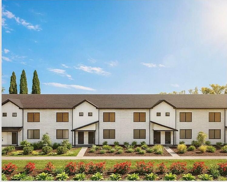 1st image of 1681 W 2925 N #2D