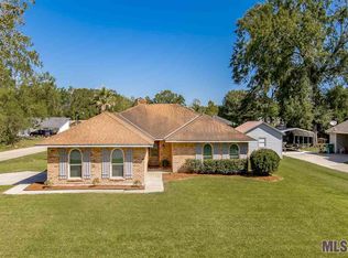8739 Shadow Bluff Ave, Denham Springs, LA 70726