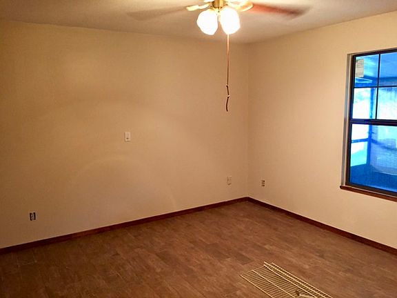 2nd image of 2020 Sabal Palm Dr