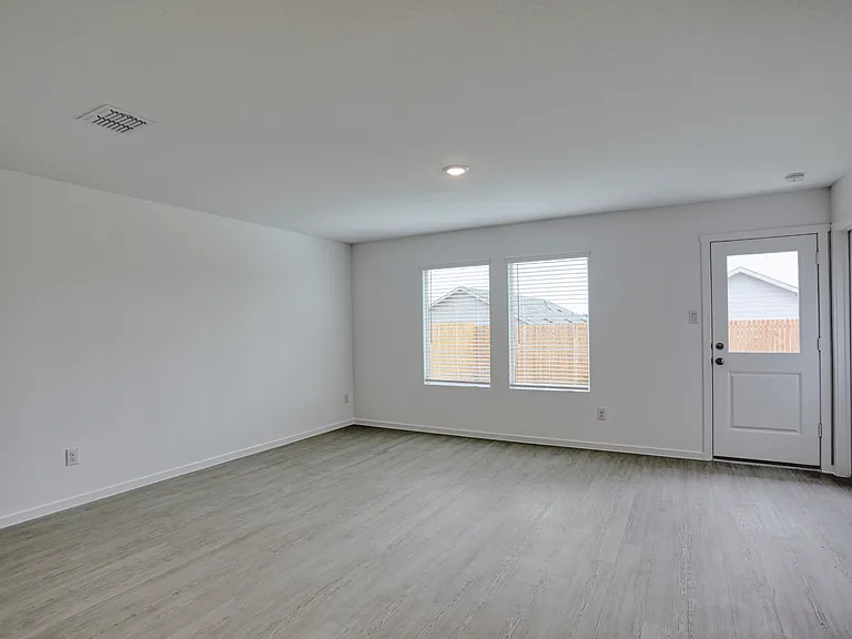 803 Ginkgo Way — Photo 16