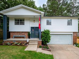 10 Cherrywood Ct, Little Rock, AR 72211