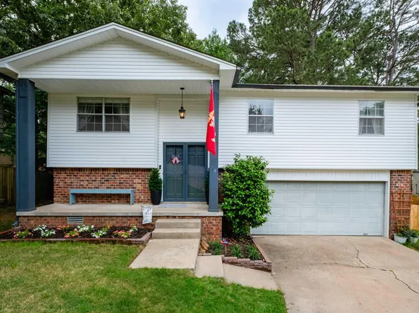10 Cherrywood Ct, Little Rock, AR 72211