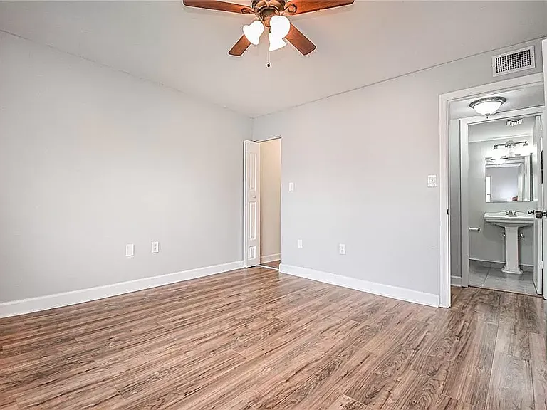 5040 Terrace Palms Cir #201 — Photo 7