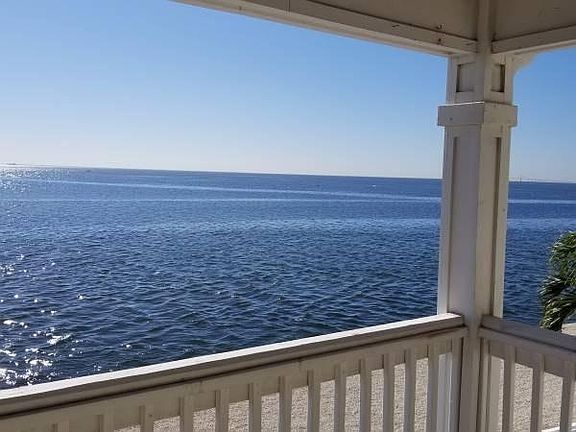 3rd image of 5260 Coquina Key Dr SE