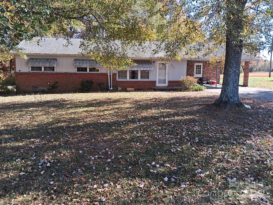 1st image of 2833 Camp Creek Church Rd