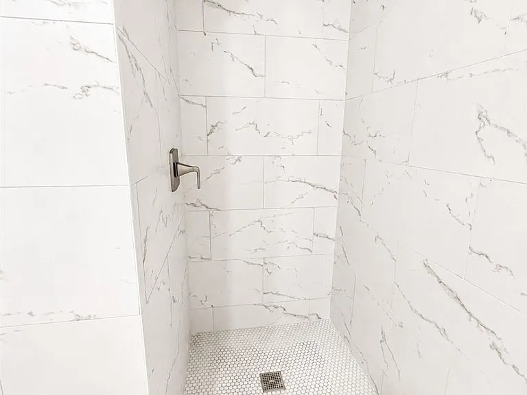 1830 Maravilla Ave #801 — Photo 6
