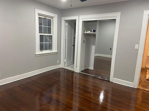 2nd image of 188-11 Soho Dr