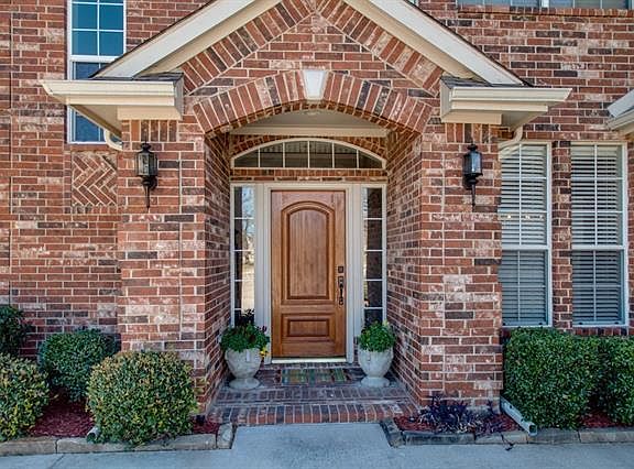 4th image of 3305 Wembley Cir
