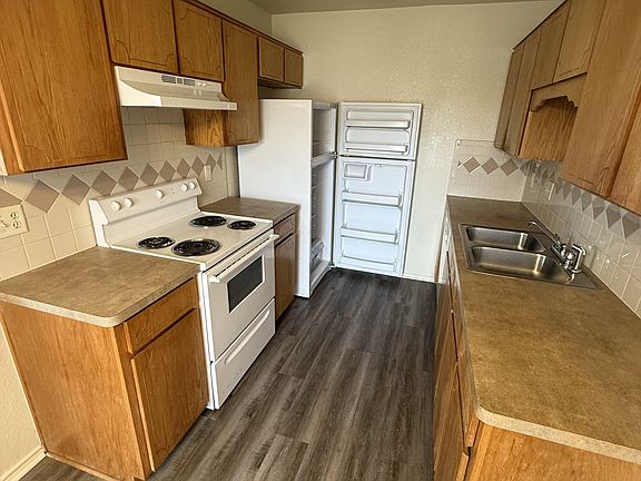 4th image of 2812 Leroy Cir APT A