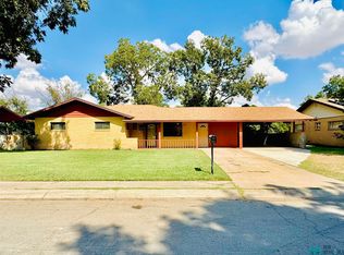 1408 Bryan Cir, Carlsbad, NM 88220