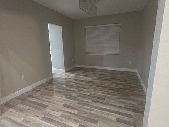 4th image of 14584 Grassy Cove Cir