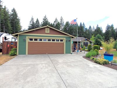 450 E Hillside Drive, Belfair, WA, 98528