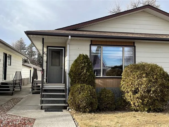 211 Maple STREET, Maple Creek, SK S0N 1N0