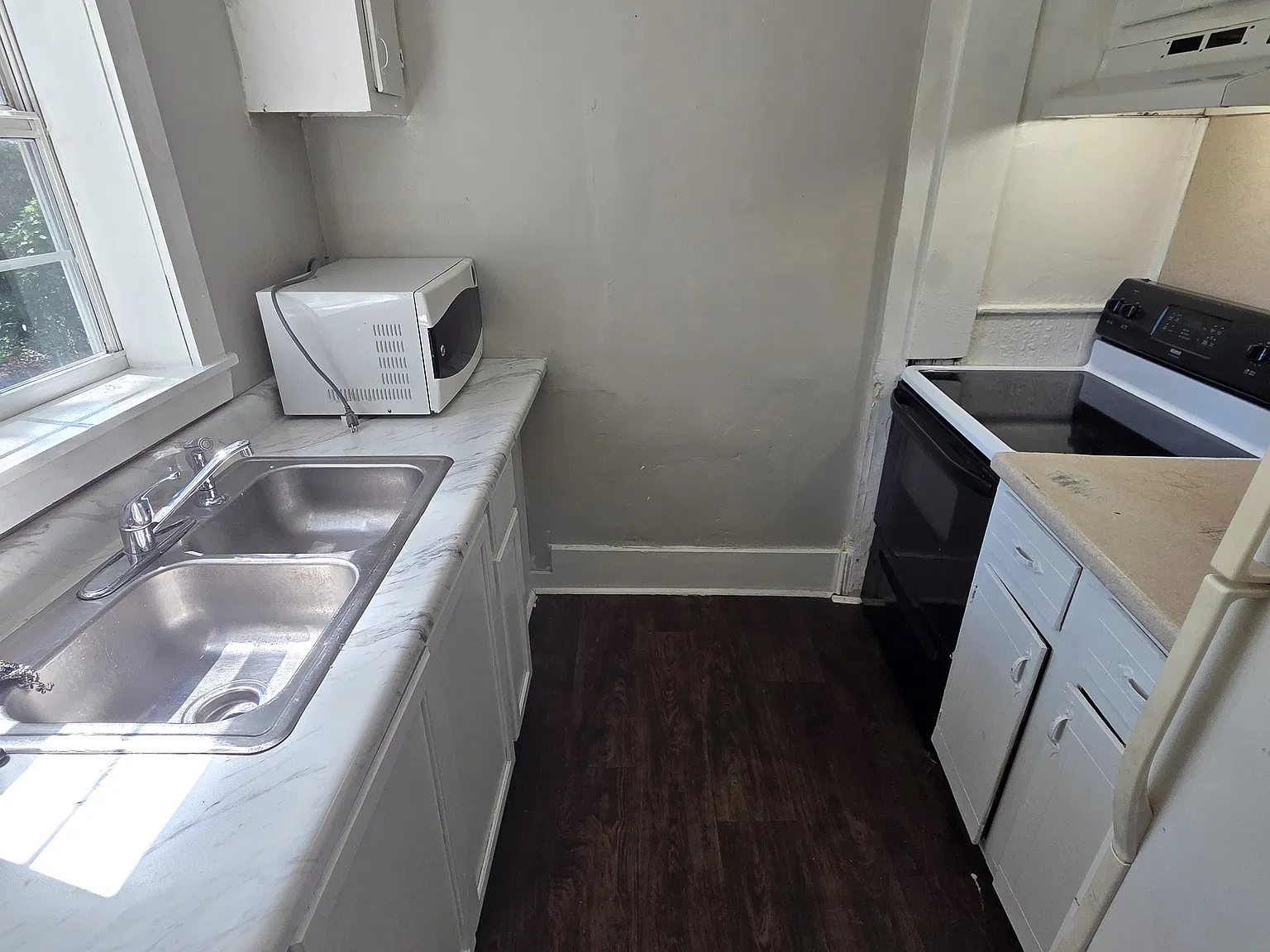 1 bed, 550 sqft, $1,350 — Photo 1
