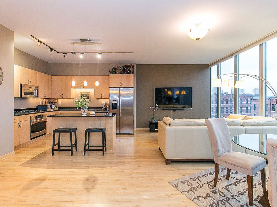 1st image of 215 10th Ave S Unit 430