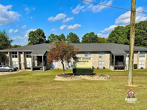 306 Lakewood Dr Photo 1