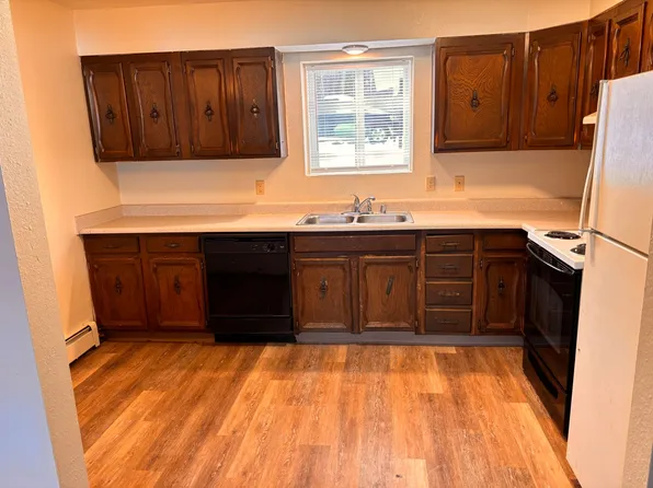 1916 Beaver Pl, 1916 Beaver Pl APT 1, Anchorage, AK 99504