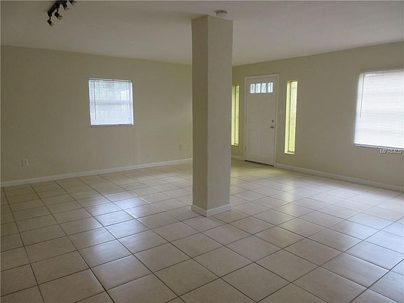 5th image of 8003 Ash Ave