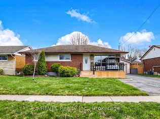 24 Grosvenor St S, Saint Catharines, ON