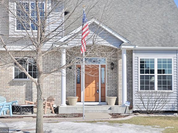 2nd image of 520 Pond View Dr SE