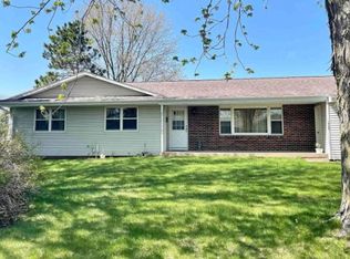 1753 Shutters St, Thomson, IL 61285