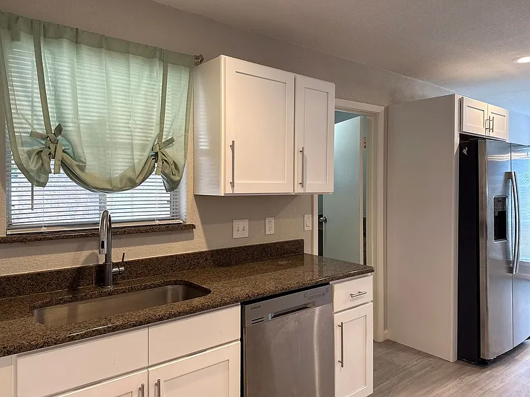 55031 Sandy Cir — Photo 18
