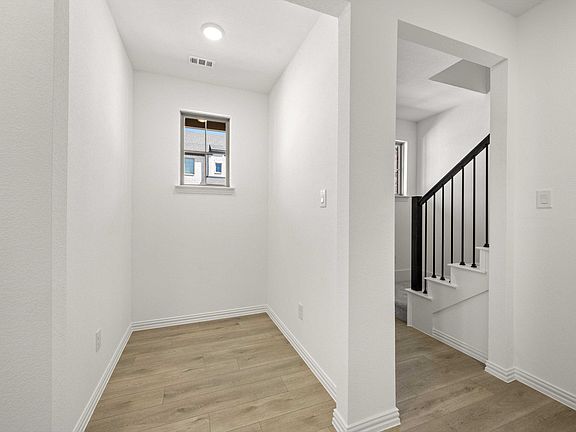 Parkside - Dartmouth Interior Image 4