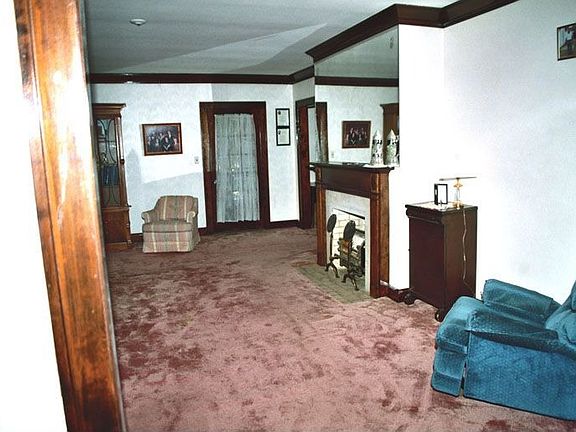 2nd image of 17503 Lakewood Heights Blvd