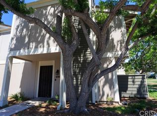 27060 Crossglade Ave UNIT 1, Santa Clarita, CA 91351