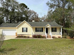 28 Ann Cir, Crawfordville, FL 32327