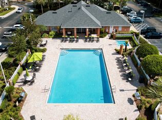 Lake Crossing Apartments, Gainesville, FL 32606