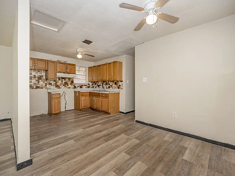 5715 Hodiamont Ave — Photo 8