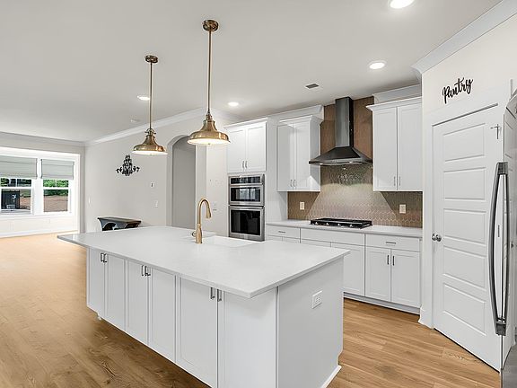5th image of 130 Creekwalk Dr