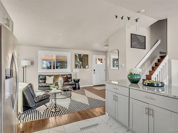 4th image of 5026 S Dunkirk Way
