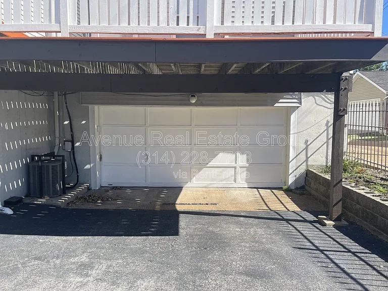 5776 Kingsbury Pl — Photo 15
