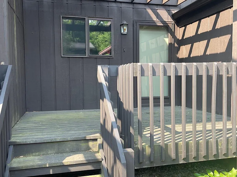9404 Sherman Ln — Photo 2