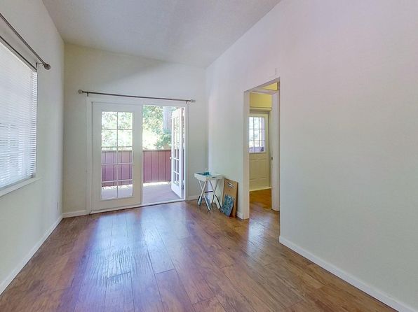 (undisclosed Address)